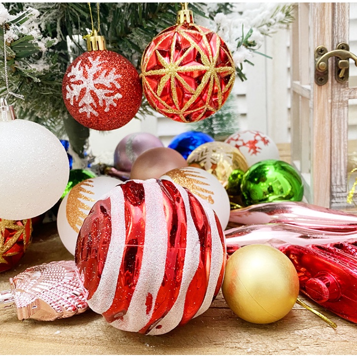 Hộp châu và phụ kiện treo trang trí hỗn hợp 30 món trang trí noel giáng sinh