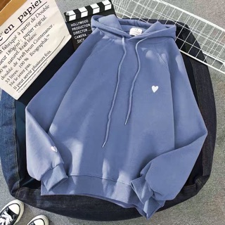 Áo hoodie tim thêu