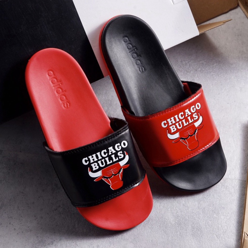 Dép quai ngang thể thao DAS PLUS CHICAGO BULLS - ĐẾ MỀM , ÊM CHÂN - KIỂU DÁNG THỜI TRANG - HÀNG XỊN GIÁ RẺ - BG HOUSE