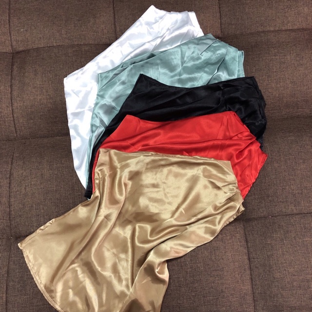 [ Mã WASTAPR giảm 10K đơn 50K] ÁO PHI LỤA LỆCH VAI | BigBuy360 - bigbuy360.vn