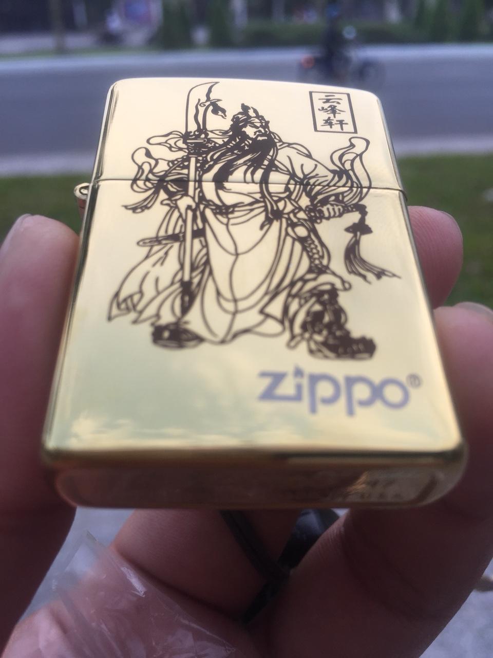 Vỏ Zippo USA Khắc laze Quang Công