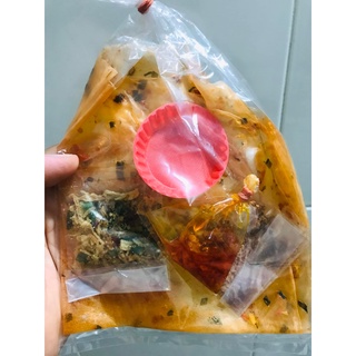 Bánh tráng dẻo tôm sate Bin Bon