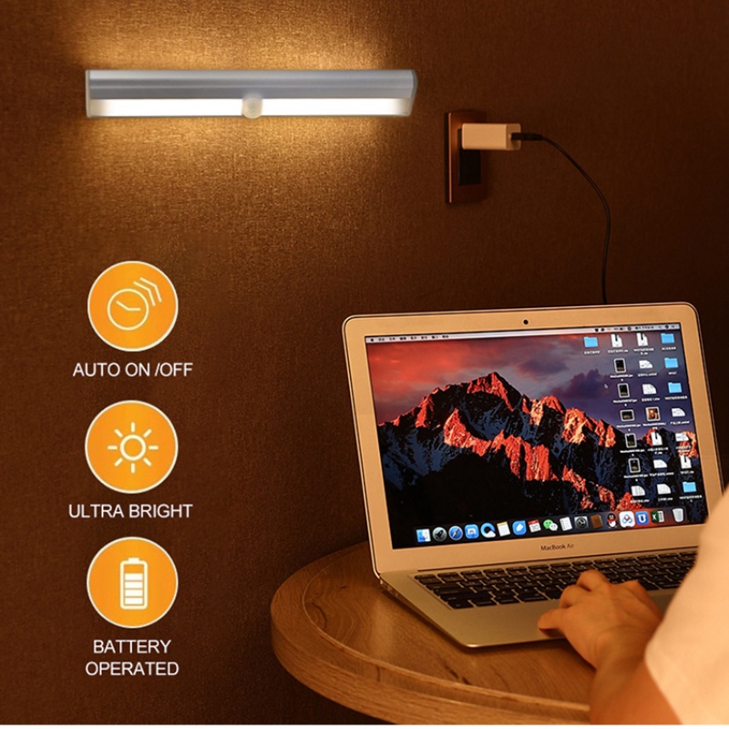 Đèn LED Cảm Biến Chuyển Động Không Dây Gắn Tường Sạc USB Tiện Dụng