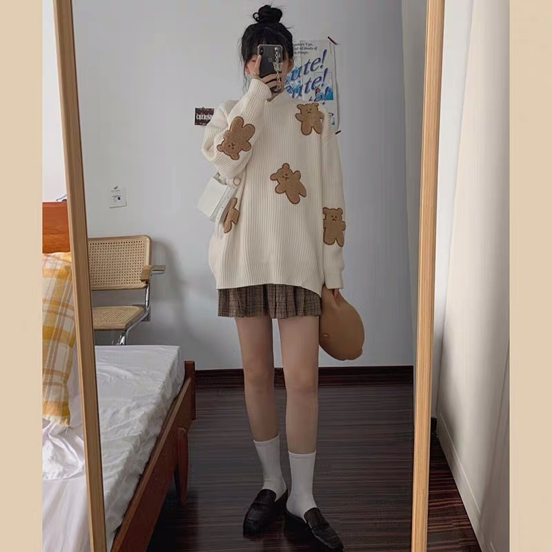 Áo sweater nữ dáng rộng họa tiết gấu hoạt hình