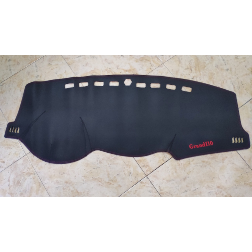 XẢ LỖ  Thảm taplo da carbon cao cấp loại 1 Hyundai I10