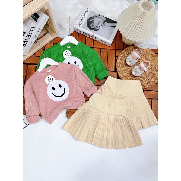 Set áo len mặt cười cv xếp ly cho bé gái