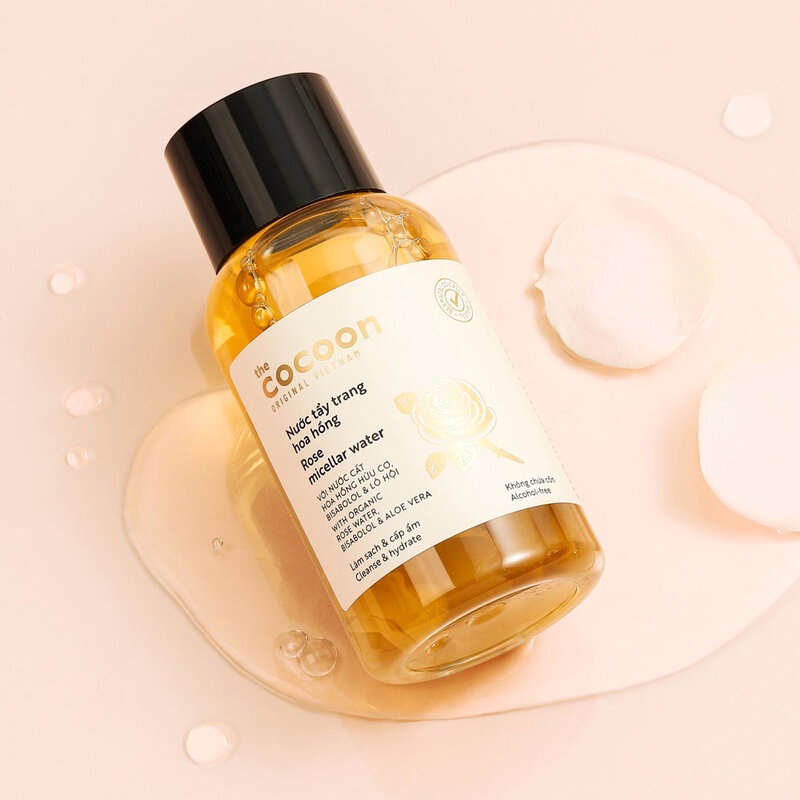 Nước tẩy trang hoa hồng Cocoon tẩy sạch makeup &amp; cấp ẩm - Cocoon Rose Micellar Water - Hàng Việt Nam - 140ml