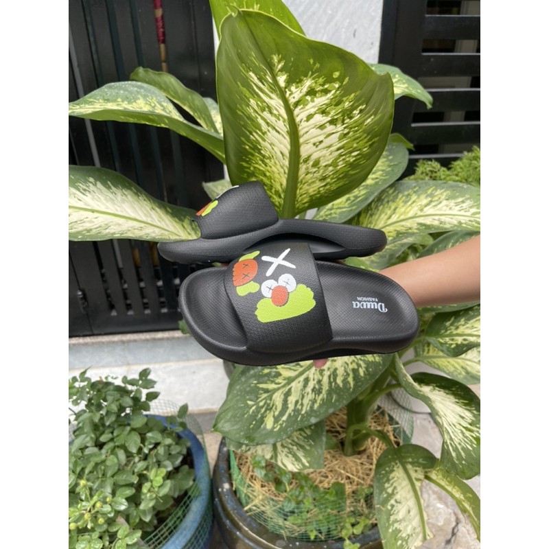 DÉP BÁNH MÌ THÔNG HƠI QUAI NGANG HOẠT HÌNH SIÊU NHẸ CAO 3CM ĐI MƯA