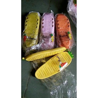 dép cà rốt giáo màu ngẫu nhiên size 38/39