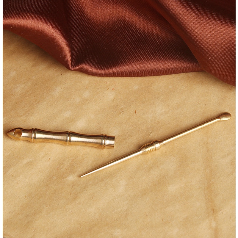 Cây Lấy Ráy Tai Kiêm Tăm Xỉa Răng Bằng Đồng Thau Có Móc Treo