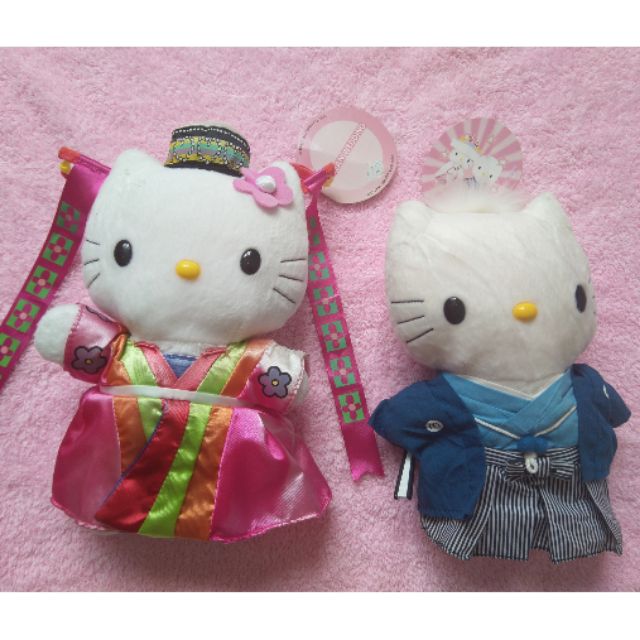 Gấu bông Hello kitty