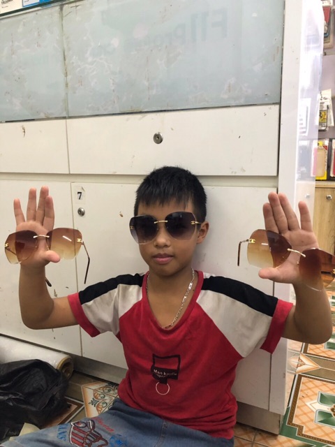 KÍNH RÂM CHỐNG NẮNG HÀNG CHUẨN CAO CẤP