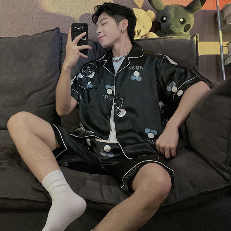 Đồ ngủ của nam giới mùa hè băng lụa quần short ngắn tay mỏng phù hợp với lụa giả mới