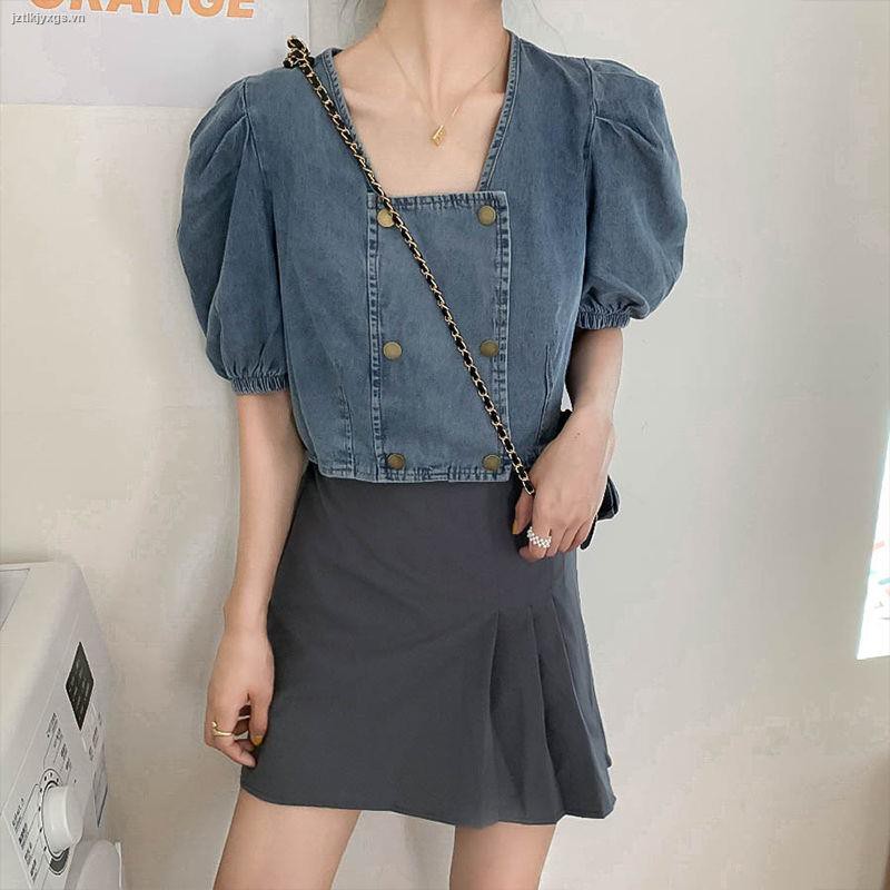 ✚Summer 2021 new retro Hong Kong style design sense navel short loose square collar denim short-sleeved shirt top women