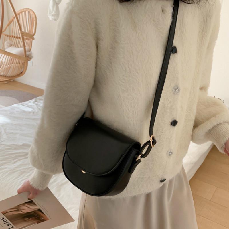 Túi Đeo Chéo Thời Trang Thu Đông Cho Nữ IELGY