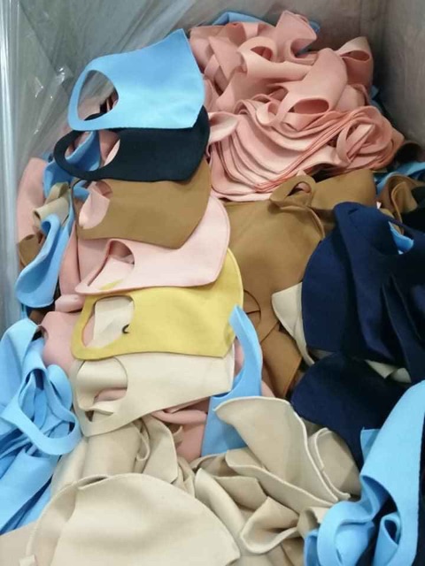 Khẩu trang vải kiểu Hàn Quốc tái sử dụng nhiều lần, chất liệu mềm mại | BigBuy360 - bigbuy360.vn