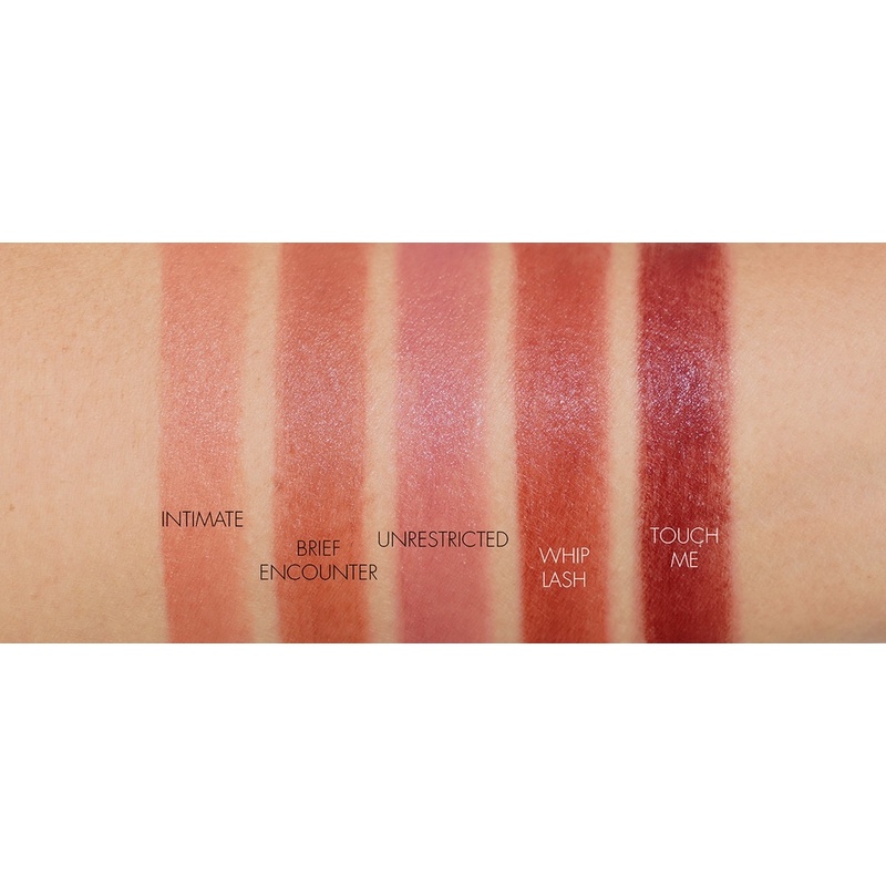 Son dưỡng bán lì Soft Matte Tinted Lip Balm