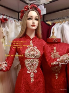 Áo dài gấm đỏ cô dâu