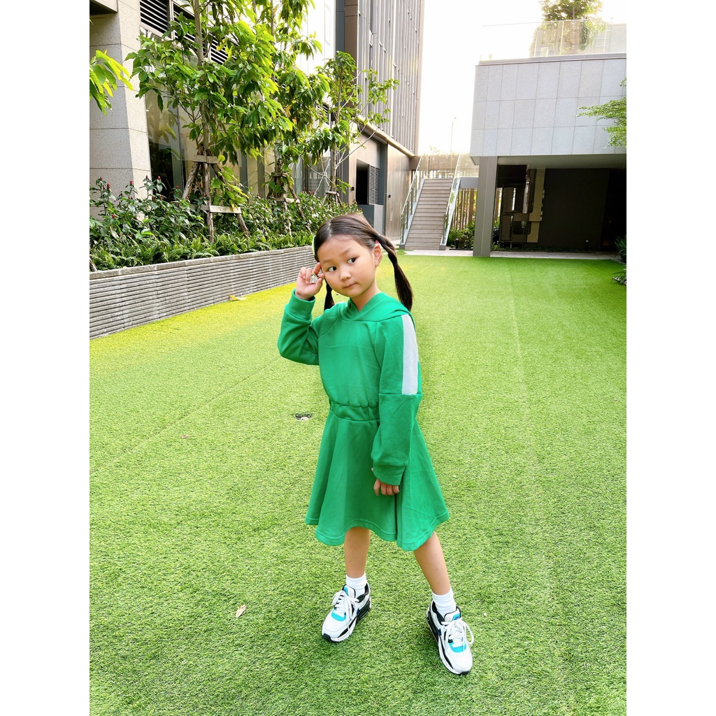 [𝗖𝗟𝗘𝗔𝗥𝗔𝗡𝗖𝗘 80] Đầm hoodie E.studio dáng xoè cho bé gái
