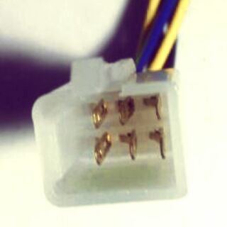 Dây ghim đèn 2..6 dây x1.bộ...