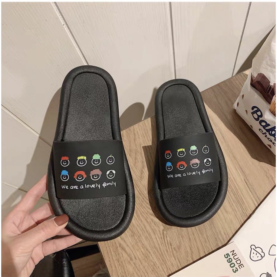 Dép đi trong nhà ulzzang Family hàn quốc chất liêu mềm mại thoải | BigBuy360 - bigbuy360.vn