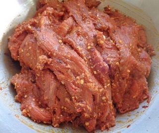 Thịt lợn giả bò