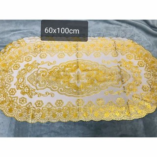 khăn trải bàn dưới kính