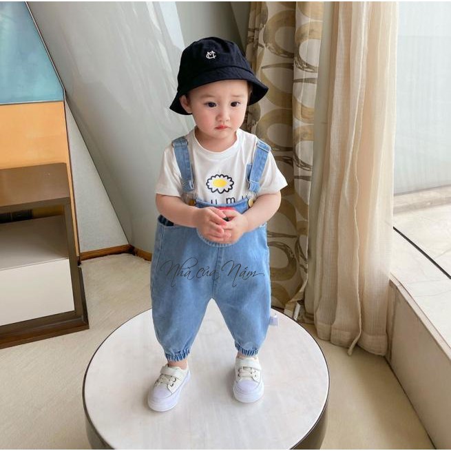 Quần yếm jean rộng phong cách Hàn Quốc cực xinh cho bé từ 9- 15 kg
