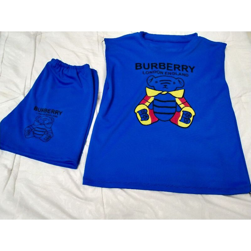 Bộ Burberry sát nách