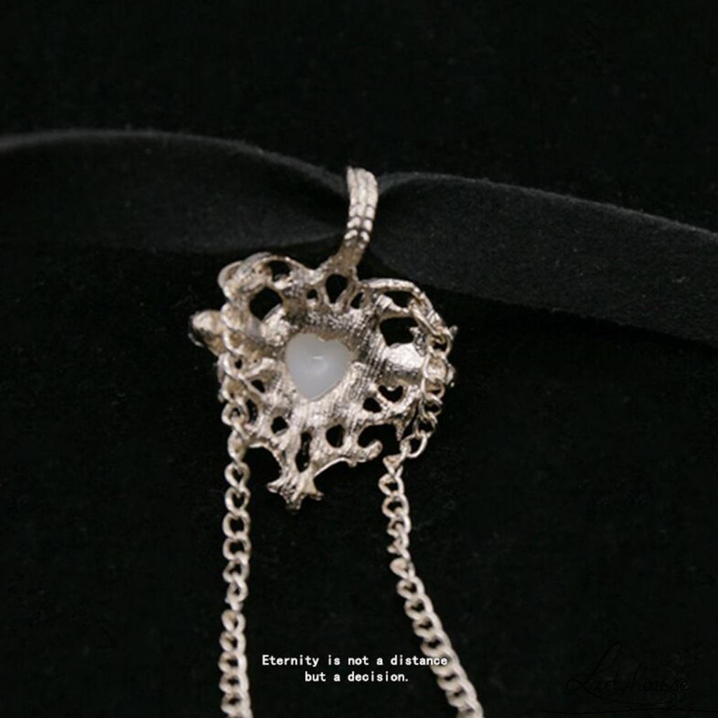 Vòng cổ dây nhung mặt trái tim vàng đính ngọc trai nhân tạo phong cách cổ điển dành cho nữ