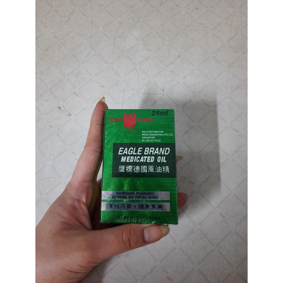 (Nội địa Singapore) Dầu gió xanh con ó 24ml