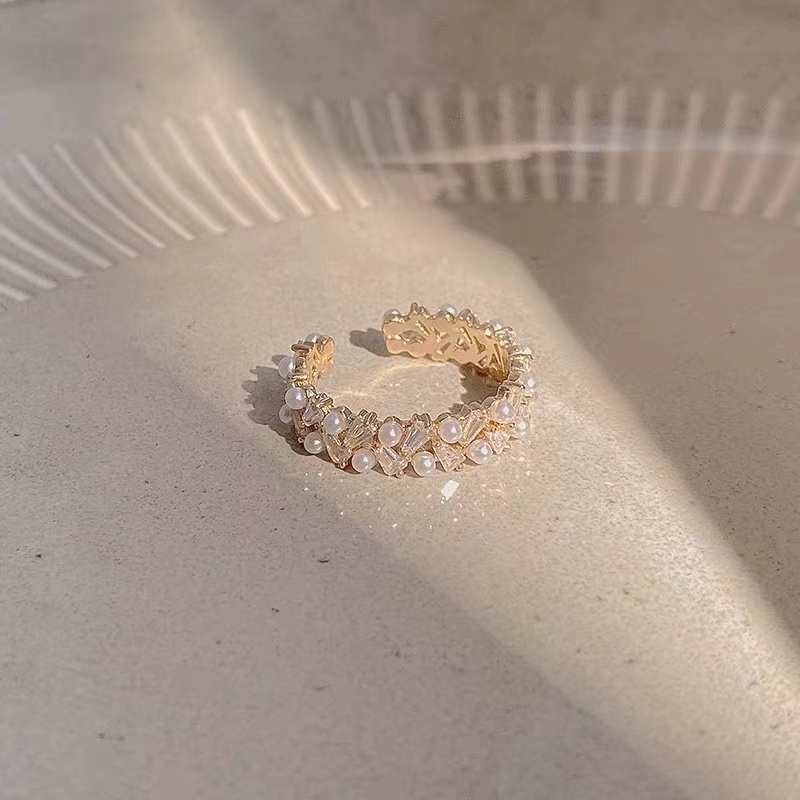 Nhẫn Đính Ngọc Trai Giả Cao Cấp Sang Trọng Dành Cho Nữ