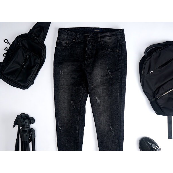 Quần jean nam chất bò dáng ôm cao cấp FAVITI QJ64 | BigBuy360 - bigbuy360.vn