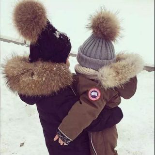 Mũ len chóp bông cực xinh cho mẹ và bé
