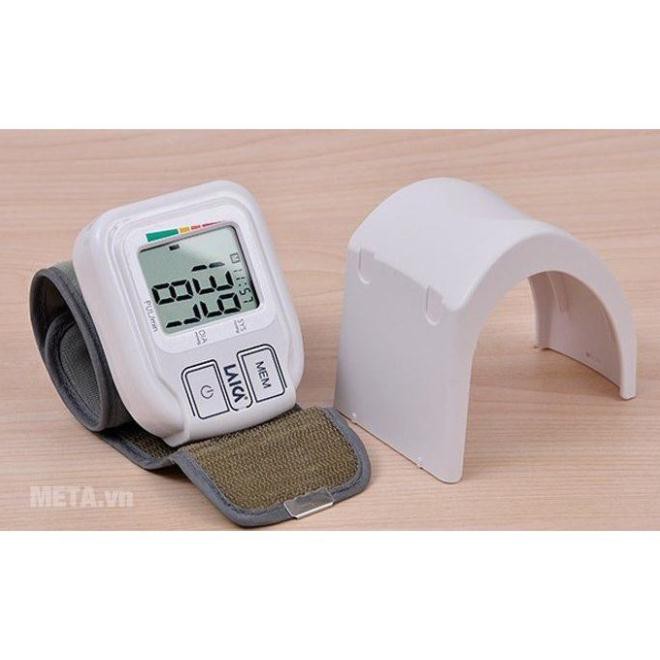 Máy đo huyết áp điện tử cổ tay Laica-BM1004