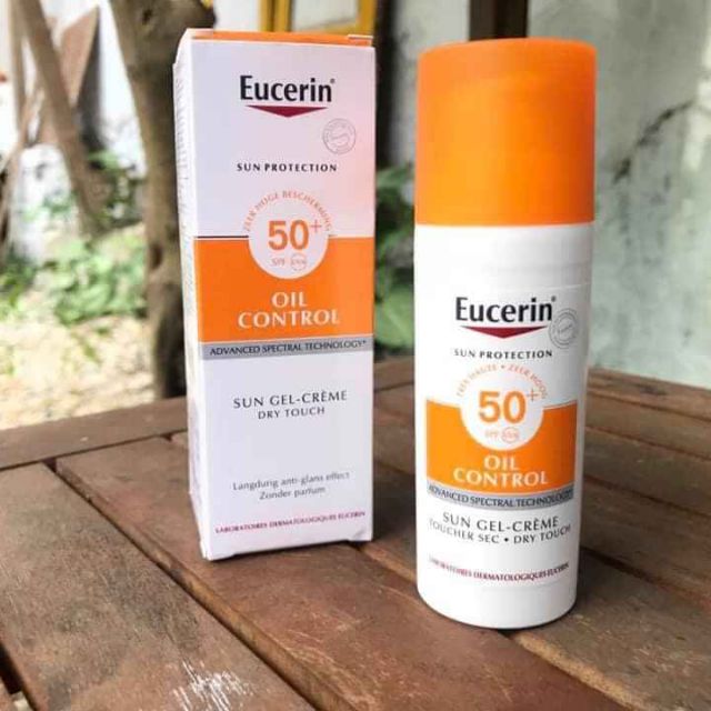 Kem chống nắng EUCERIN OIL CONTROL
