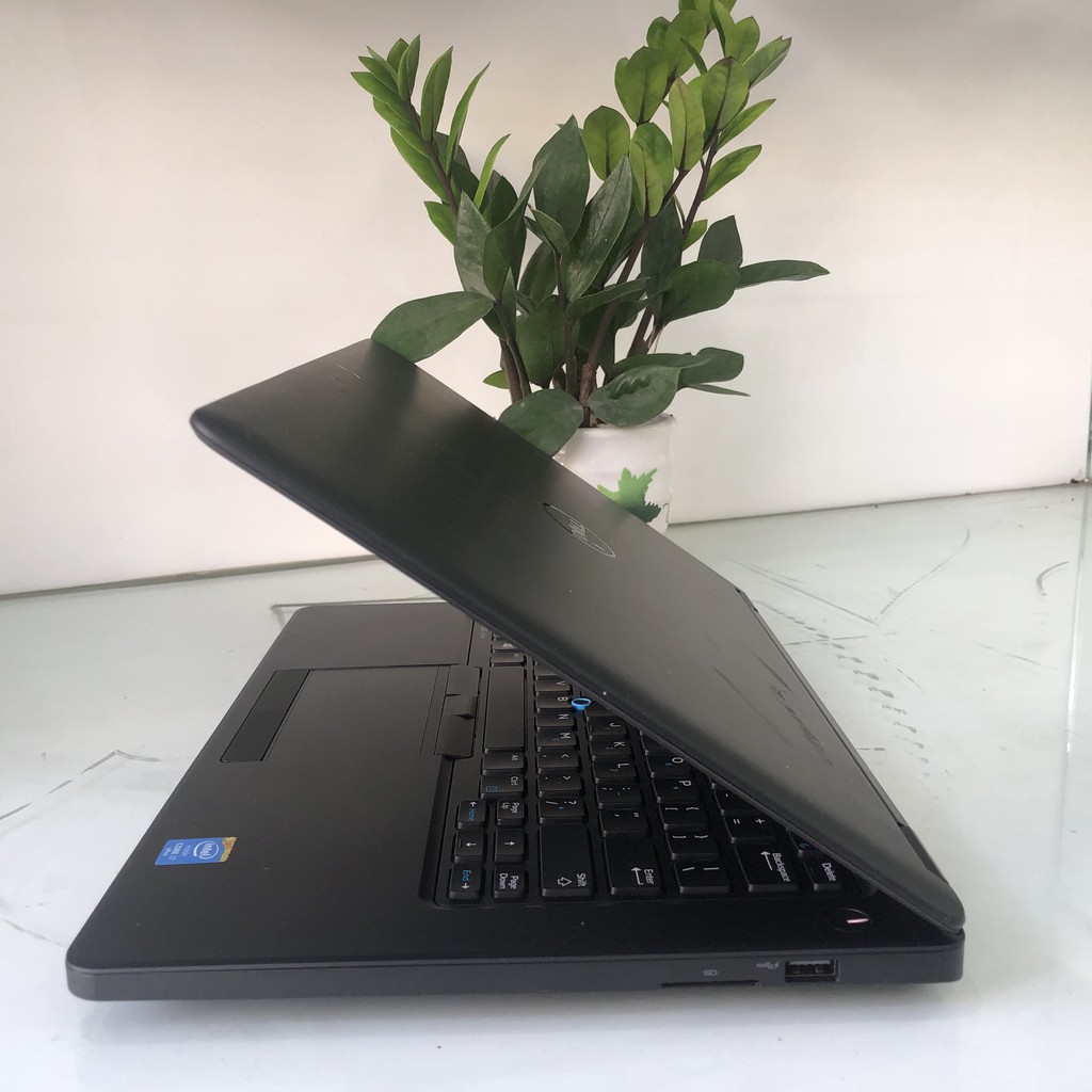 Laptop Dell Latitude E5450 core i7/ram 4g/ssd 128g/vga