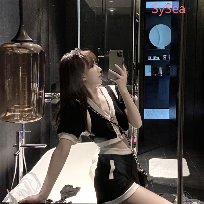 Set Áo Khoác Cardigan Cổ Chữ V + Quần Short Lưng Cao Thời Trang Cho Nữ