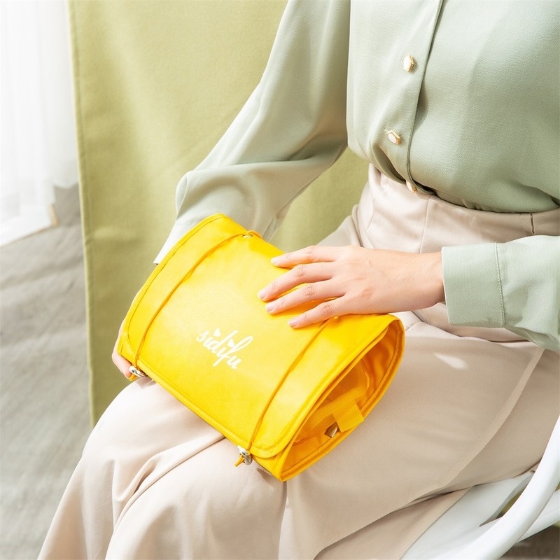 Túi Đựng Mỹ Phẩm Bốn Trong Một Tiện Dụng Khi Đi Du Lịch