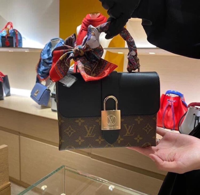 TÚI LOUISVUITTON LOCKY BB