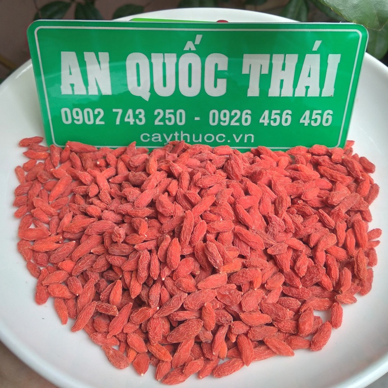 Kỷ Tử Đỏ 100g Sấy Khô [LOẠI NGON] Nấu Chè, Pha Trà Đẹp Da, Ngủ Ngon