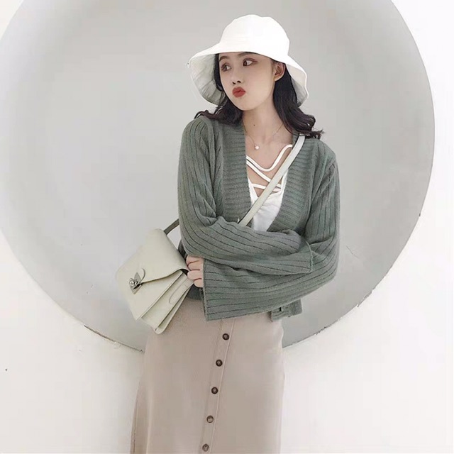 Áo cardigan len dáng ngắn tay loe vintage - ảnh thật phía sau | BigBuy360 - bigbuy360.vn