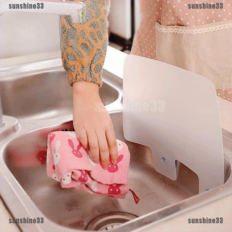 Tấm Nhựa Gắn Bồn Rửa Chén Chống Văng Nước Tiện Dụng