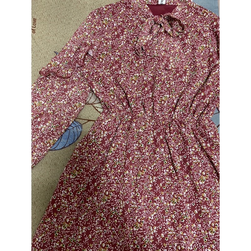(order 15 ngày) Đầm hoa nhí dáng dài phong cách vintage cổ cột nơ | BigBuy360 - bigbuy360.vn