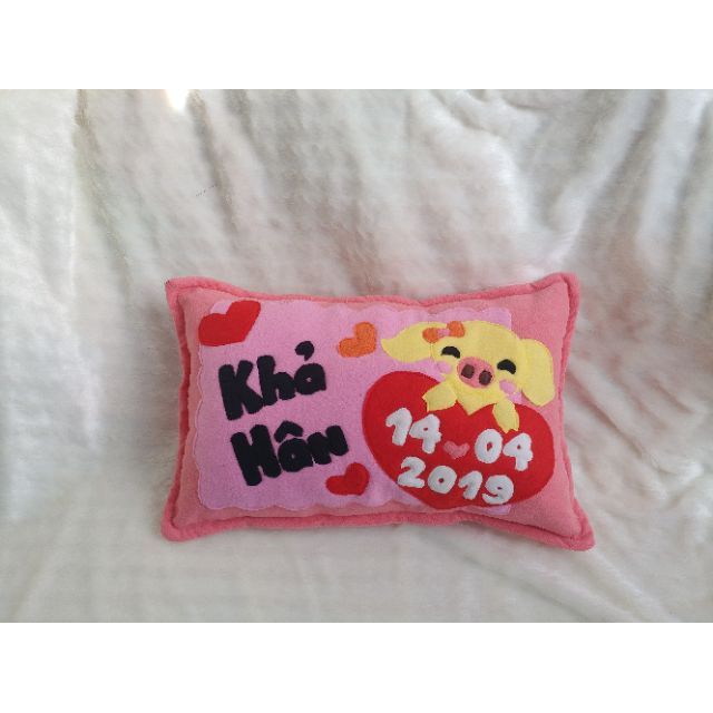 Gối nằm handmade heo ôm tim