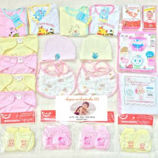 Set 50 đồ sơ sinh 175k cho bé gái ( tặng 1 vòng dâu tằm )