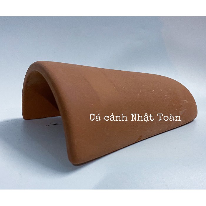 ỐNG GỐM SỨ CHO CÁ NÚP VÀO TRANG TRÍ BỂ CÁ 17x12x6cm F912