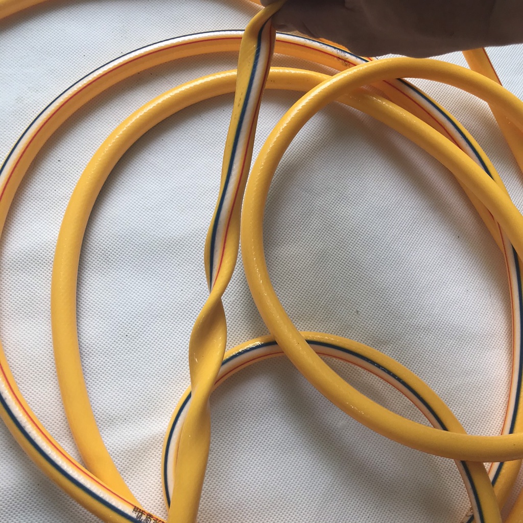 Dây Dẫn Nhựa Tưới Cây, Dây Rửa Xe 16mm