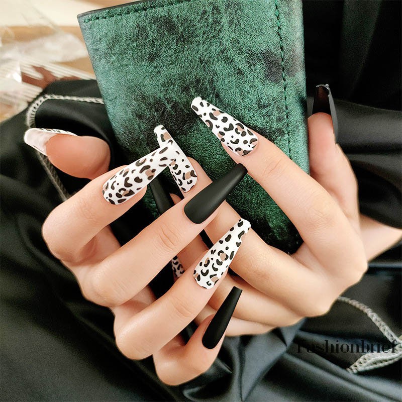 Set 24 móng tay giả thời trang xinh xắn dành cho nữ