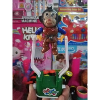 Đồ chơi khỉ đánh đu cho bé !!!